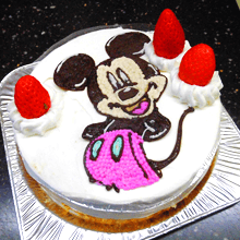 ミッキーマウスのデコレーションケーキ